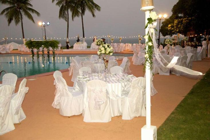 Holiday Inn Ponce & El Tropical Casino By Ihg Restaurant bilde