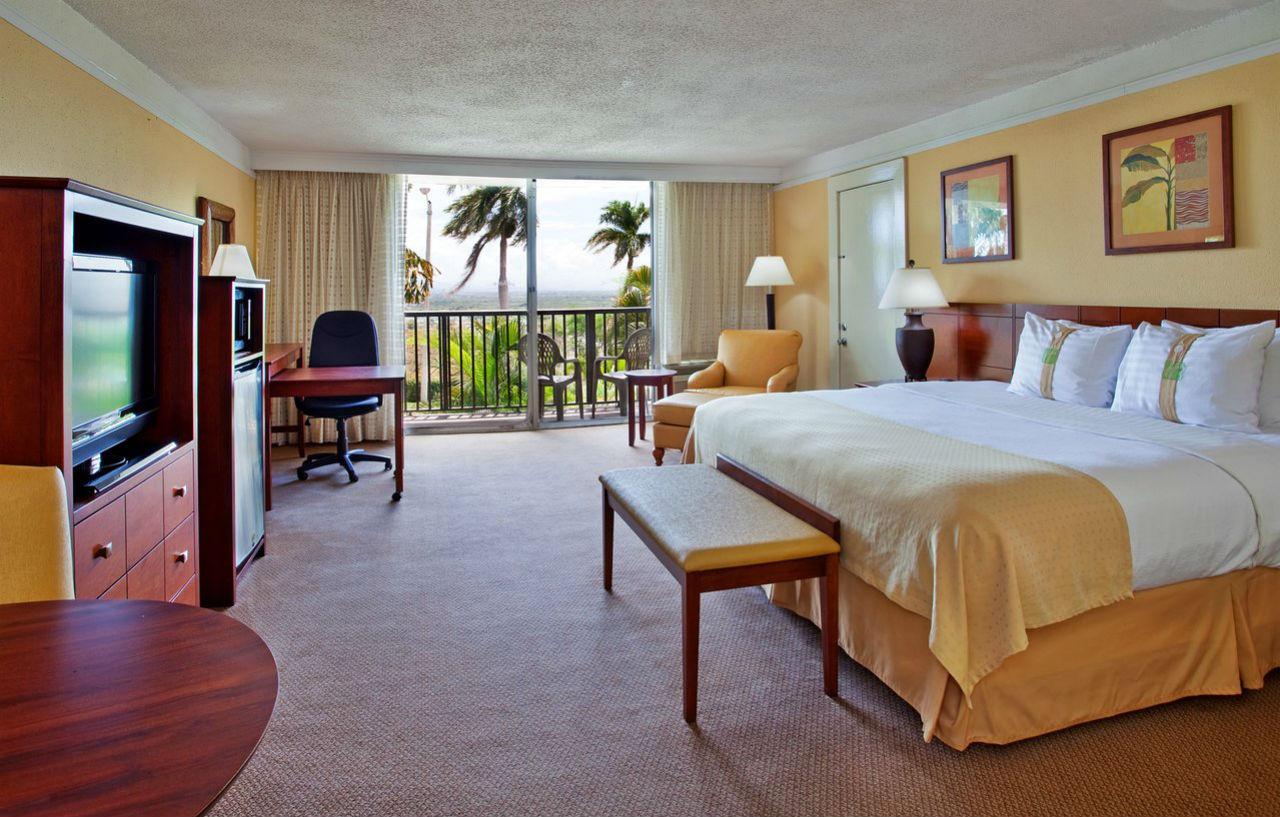 Holiday Inn Ponce & El Tropical Casino By Ihg Eksteriør bilde